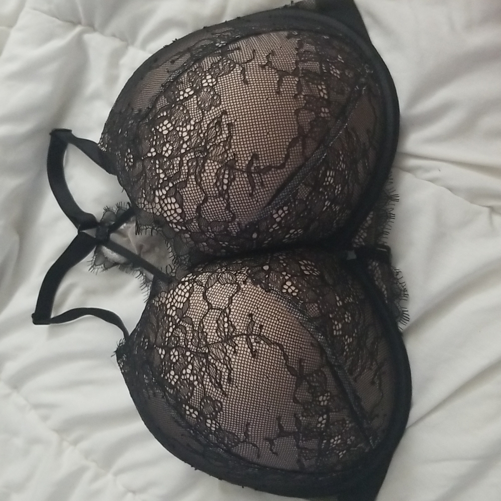 Victoria secret bombshell bra